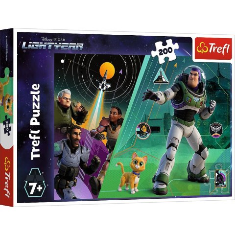 PUZZLE 200 ELEMENTÓW PRZYGODY BUZZA ASTRALA TREFL 13284 TR