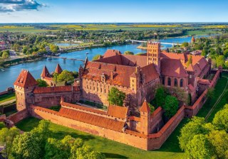 PUZZLE 500 EL. VIEW OF THE MALBORK CASTLE, POLAND CASTORLAND B-54039 CASTOR