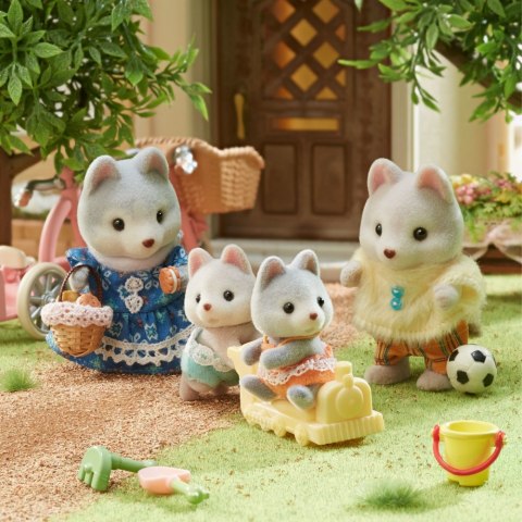 SYLVANIAN BLIZNIAKI PIESKOW HUSKY 5638 WB6 EPOCH